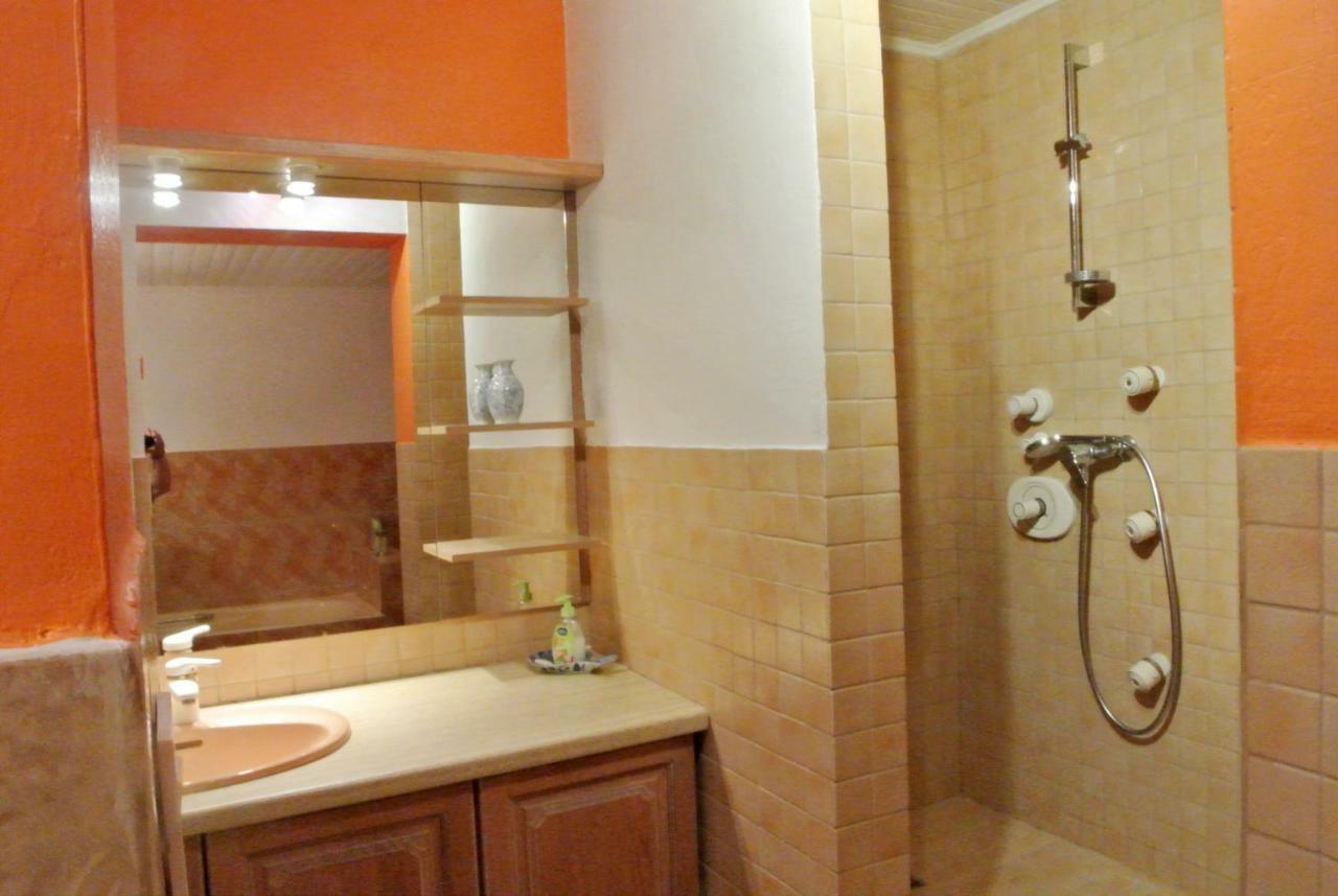 Chambres D'Hotes Saint Alexandre La Rouviere エクステリア 写真
